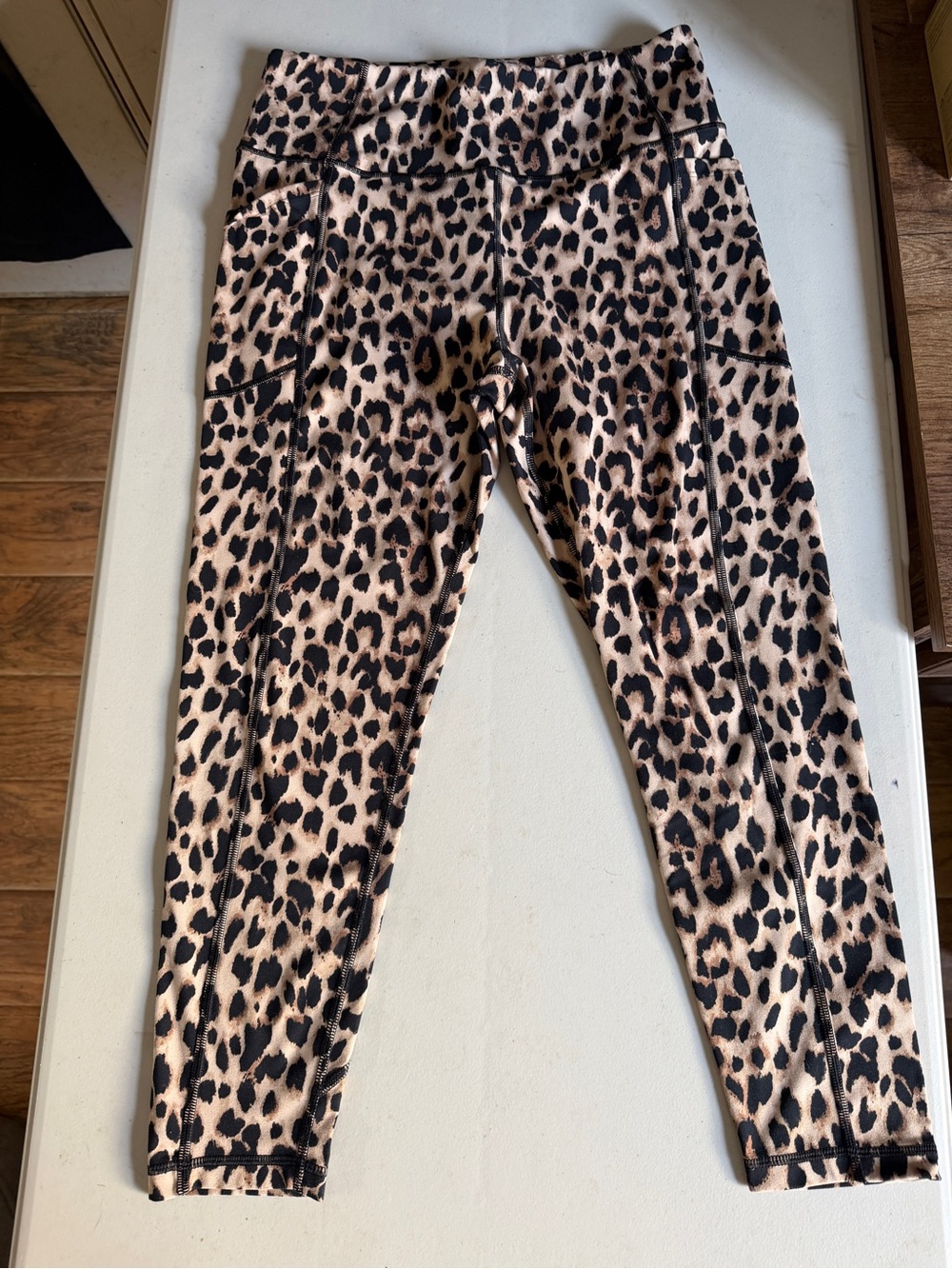 Victoria's Secret Leopard Print Leggings